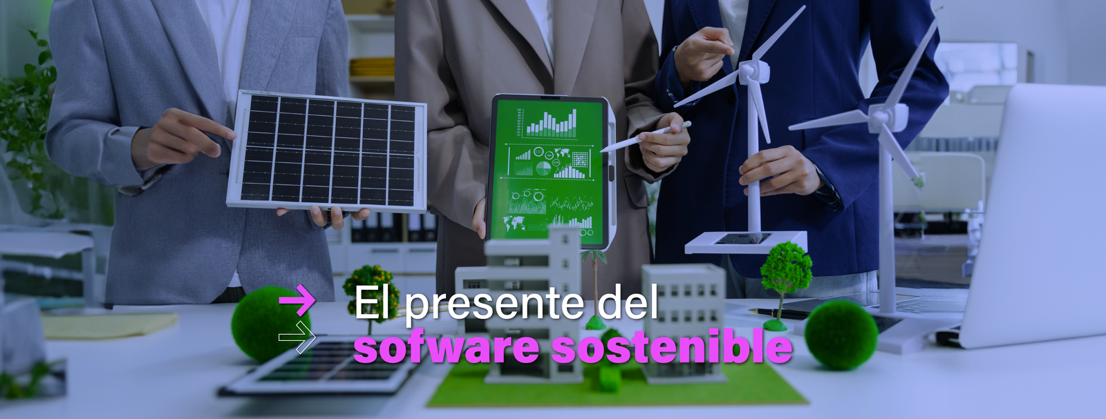 La imagen muestra un ecosistema de dispositivos tecnológicos utilizados para la generación de energía sustentable. Por ejemplo, en la imagen se muestran molinos de viento y paneles solares. En texto, se lee la frase "El presente del software sostenible".